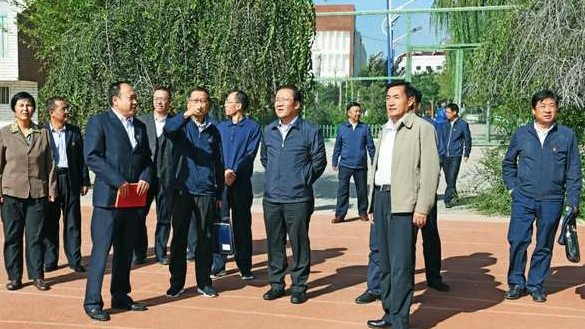 西吉县举行第34个教师节慰问活动