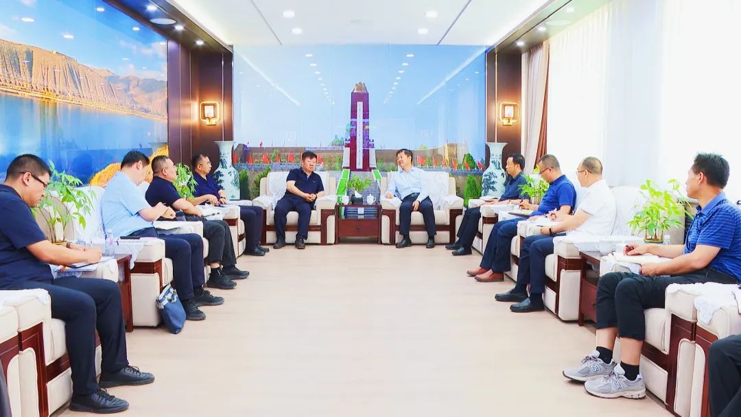 西吉县与宁夏建设投资集团 宁夏交通投资集团座谈
