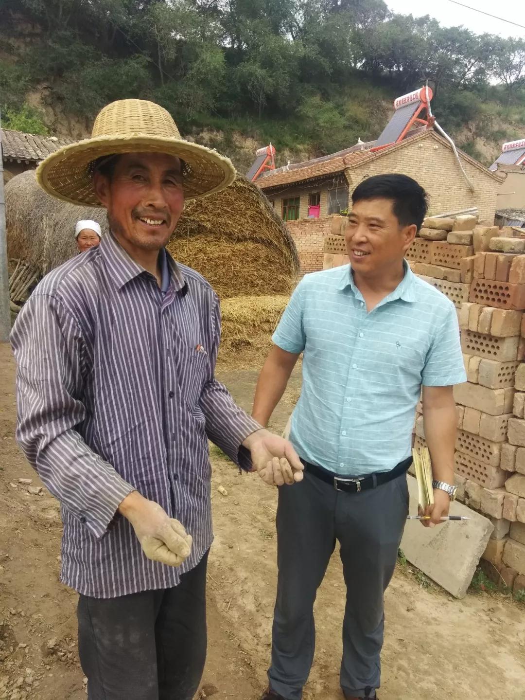 新华社记者看西吉延期驻村书记王元明挂职不论期限脱贫才会离村